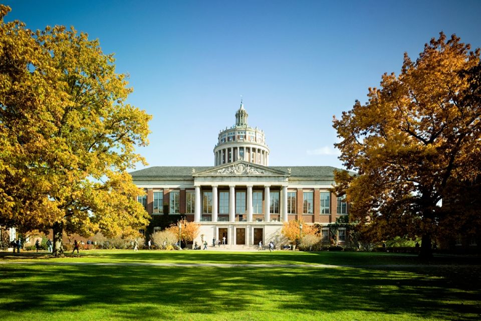 罗切斯特大学校园.jpg